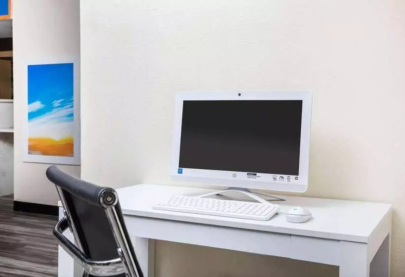 فندق Days Inn By Wyndham Macon I75 North