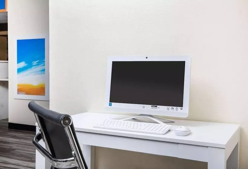 فندق Days Inn By Wyndham Macon I75 North