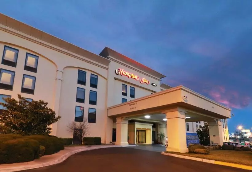 هتل Hampton By Hilton Chihuahua