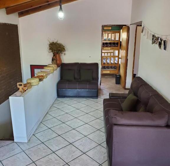 فندق Hostal Pata De Perro