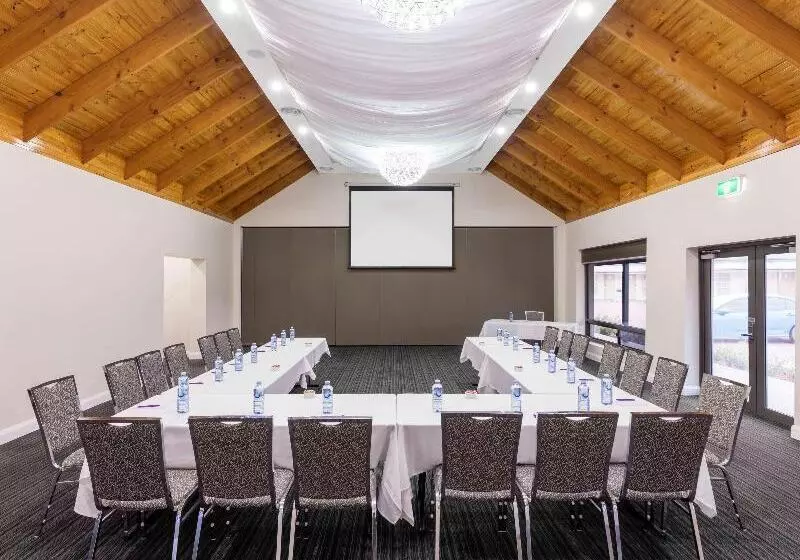 호텔 Mercure Goulburn