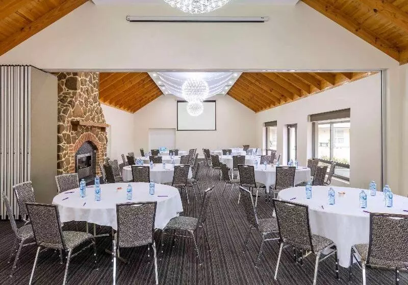 호텔 Mercure Goulburn