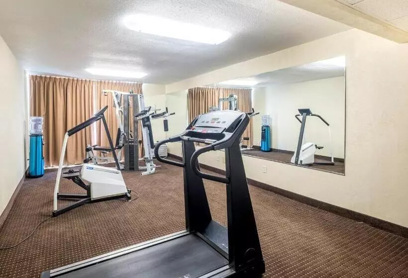 هتل Days Inn By Wyndham Williamsport