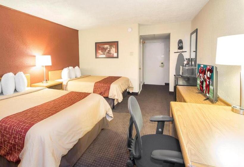 فندق Days Inn By Wyndham Williamsport