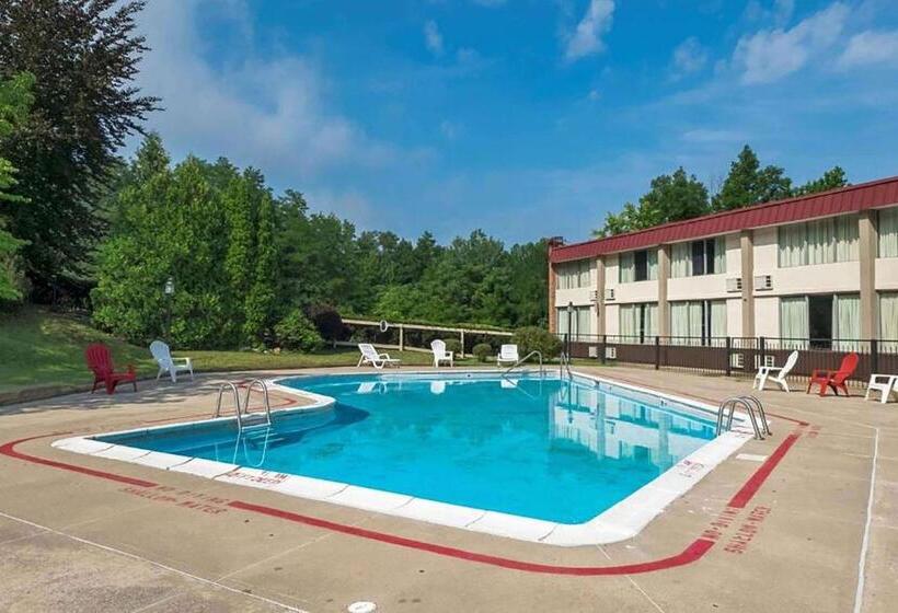 فندق Days Inn By Wyndham Williamsport