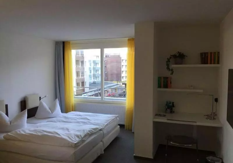 בית מלון כפרי Roth Am Strande