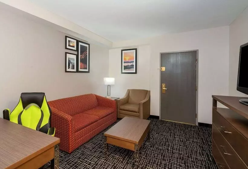 ホテル Wingate By Wyndham Memphis East