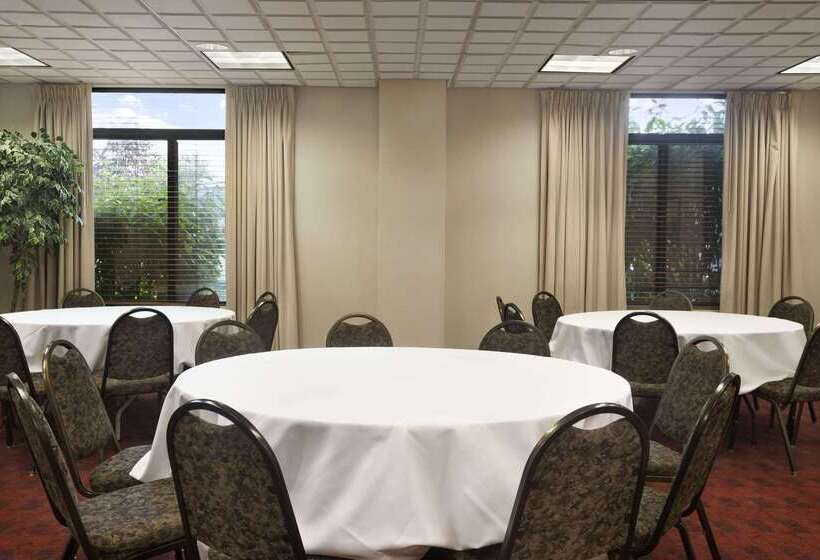 Hotel Wingate By Wyndham Schaumburg