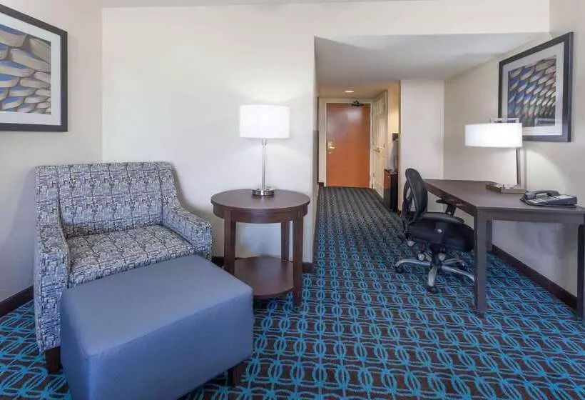 בית מלון כפרי Wingate By Wyndham Schaumburg