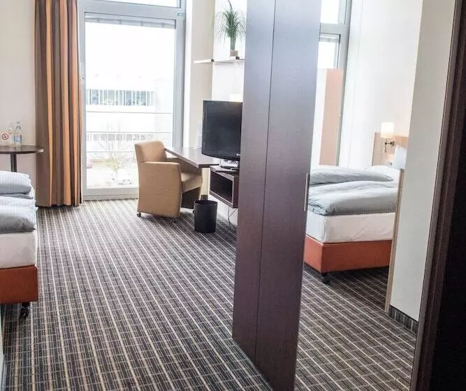 Livenwork Hotel & Coworking Gvz Ingolstadt
