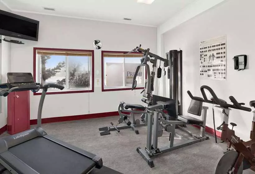 Мотель Super 8 By Wyndham Swift Current