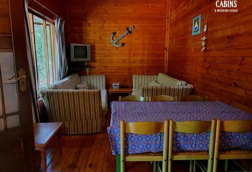 הוסטל Plett Forest Cabins