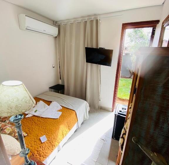 Bed and Breakfast Pousada Charlotte