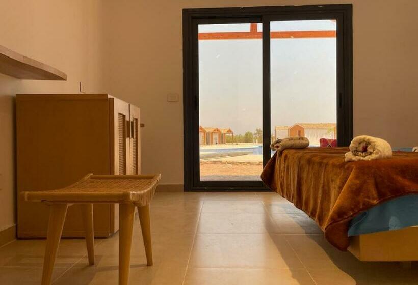 هتل Ananda Beach Camp