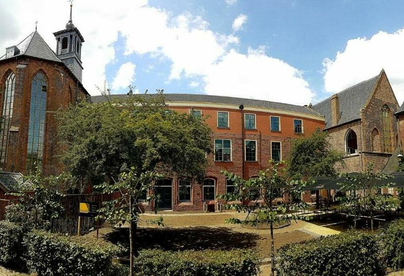 Отель Broederenklooster