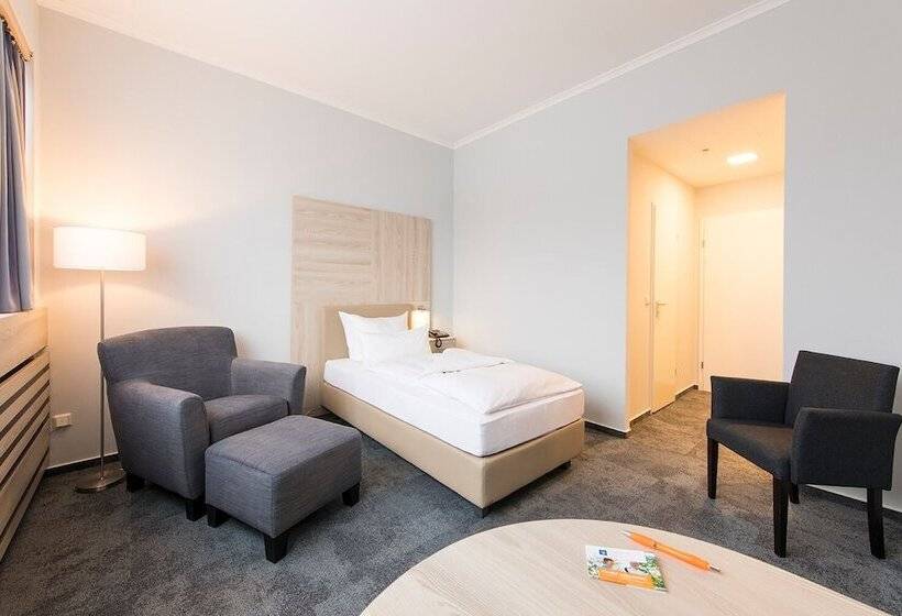 هتل Gesundheitszentrum Helenenquelle