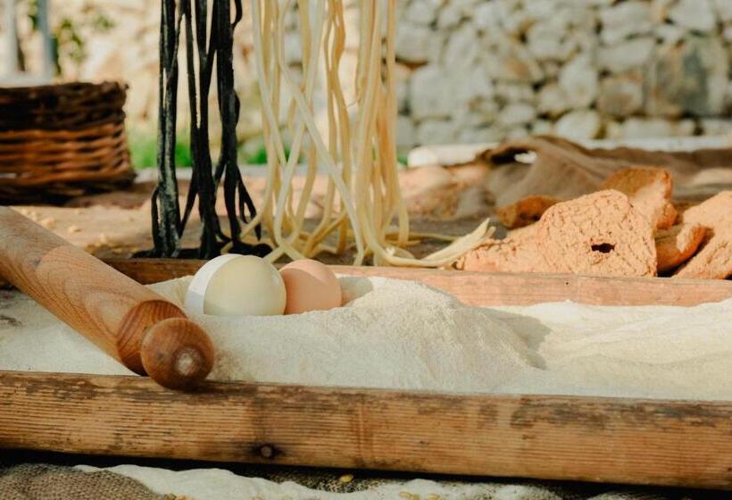 Hotel La Restuccia   Masseria Urban