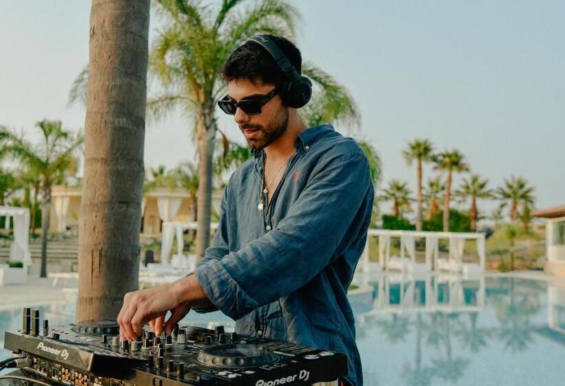 Hotel La Restuccia   Masseria Urban