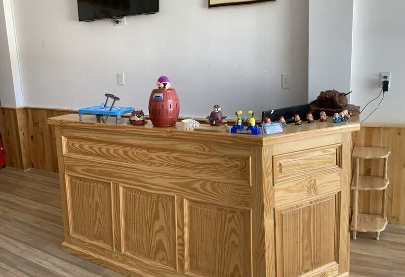 Lee Na Hotel   Hostel