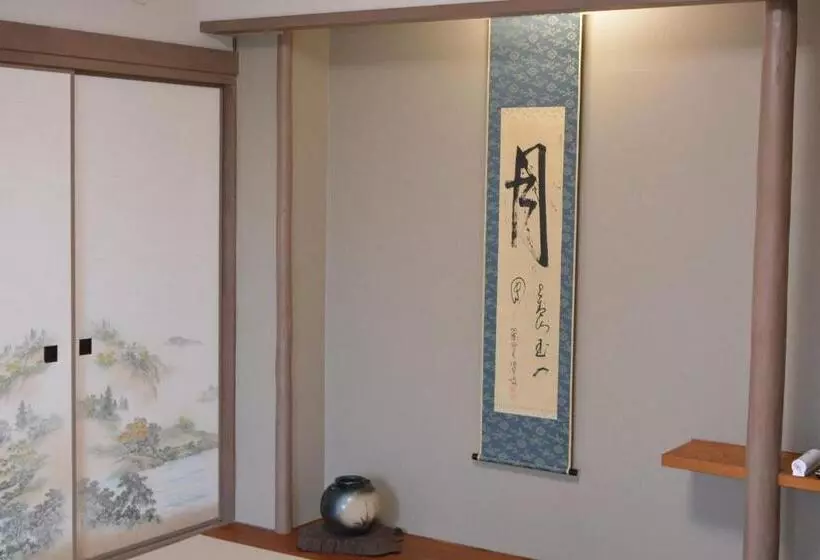 Ryokan Shirahama No Yado Daigo