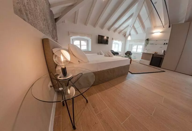 Tergestroom & Boutique Apartments