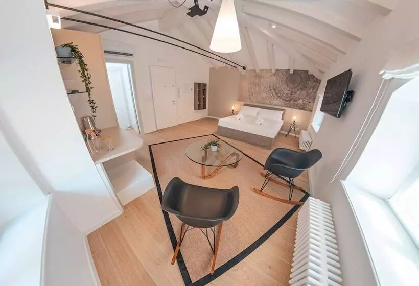 Tergestroom & Boutique Apartments