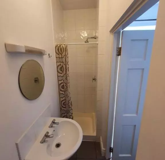 The Grapevine Hostel