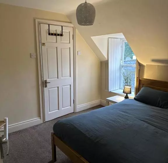 The Grapevine Hostel