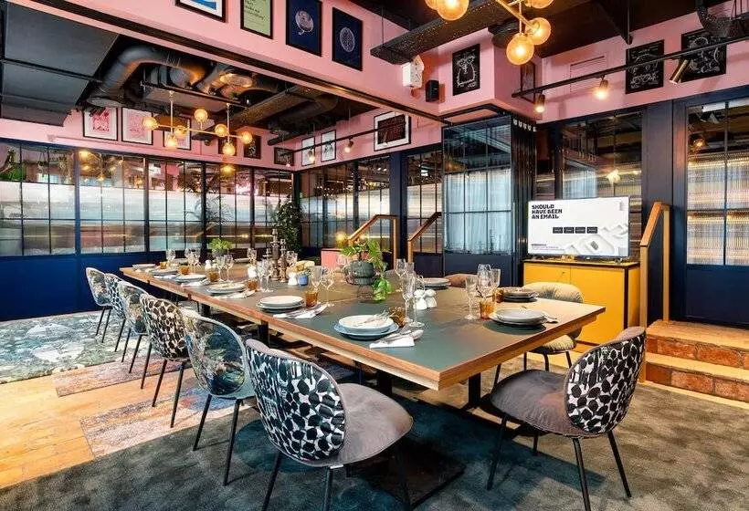 Yotel Manchester Deansgate