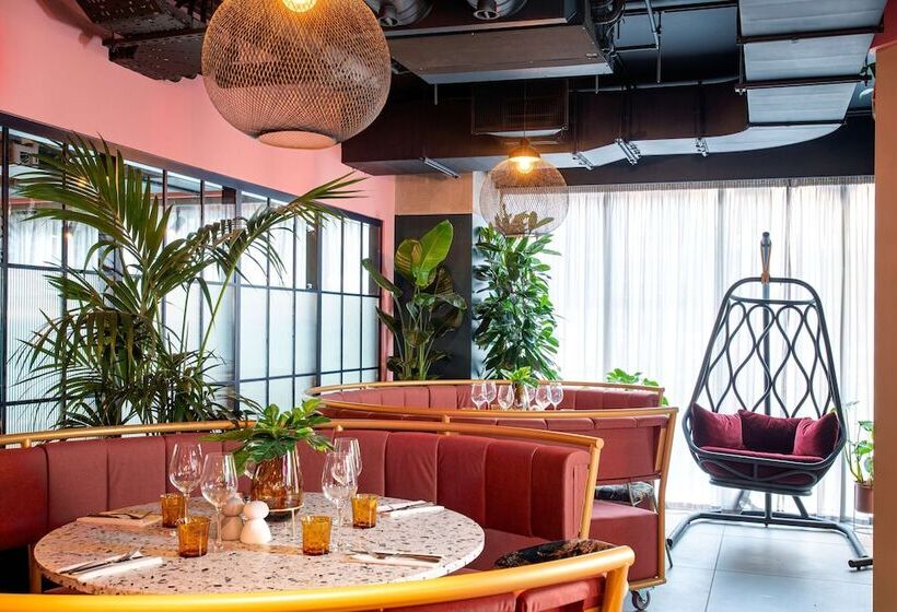 Yotel Manchester Deansgate