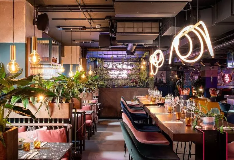 Yotel Manchester Deansgate