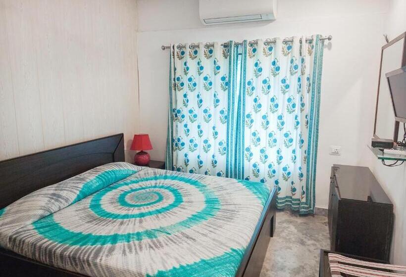 تختخواب و صبحانه Family Vacay In Green Settings