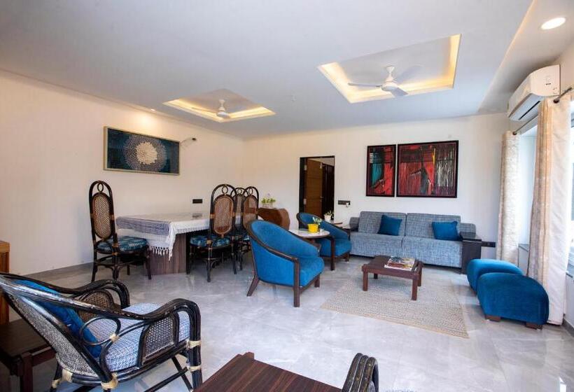 تختخواب و صبحانه Family Vacay In Green Settings