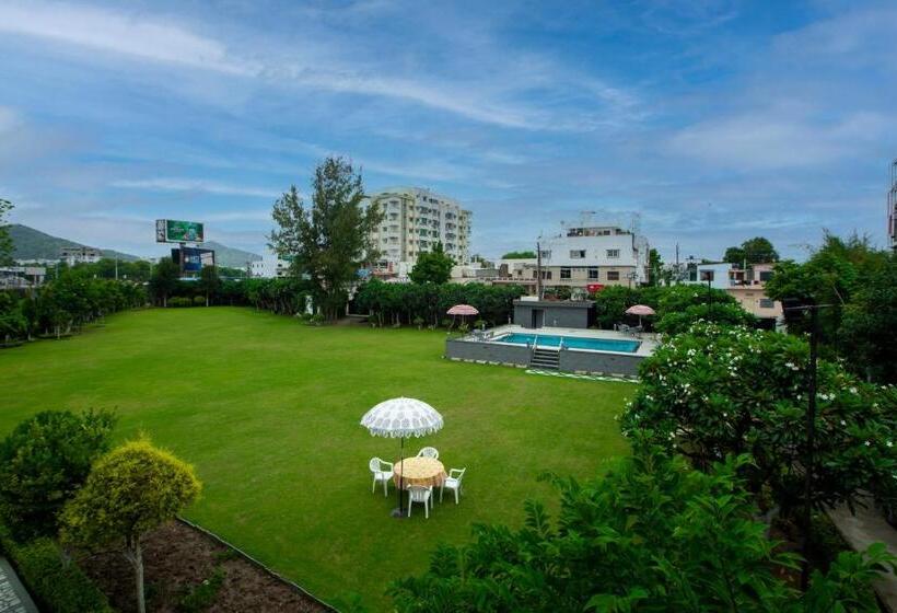 تختخواب و صبحانه Family Vacay In Green Settings