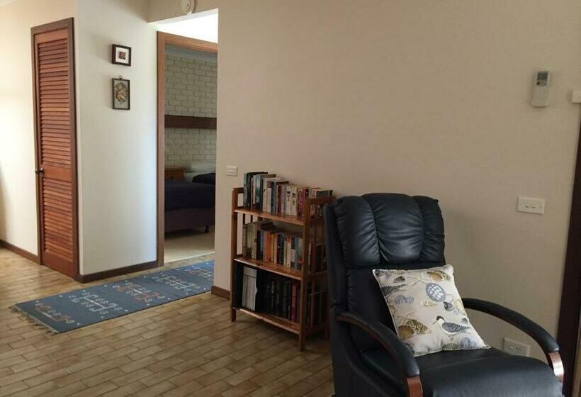 Gowings Of Mallacoota