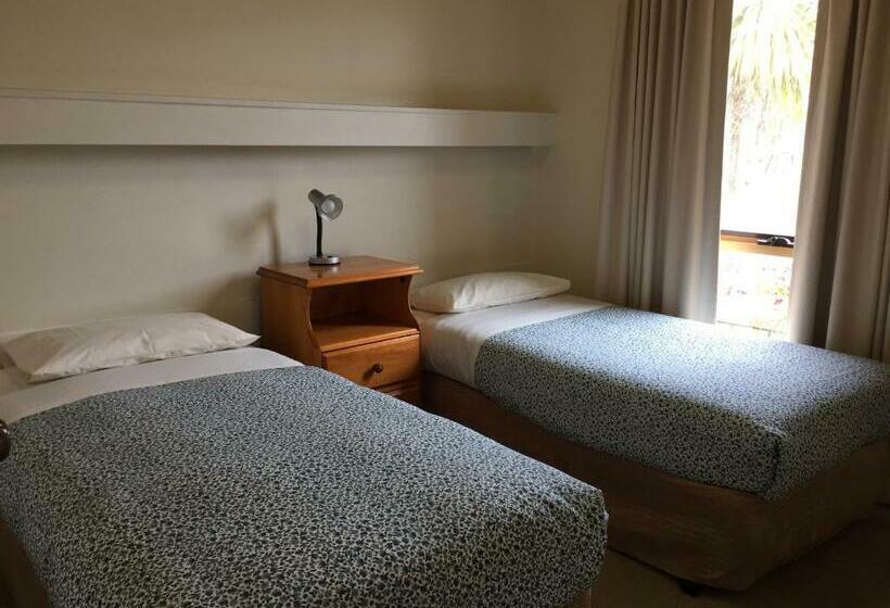 Gowings Of Mallacoota