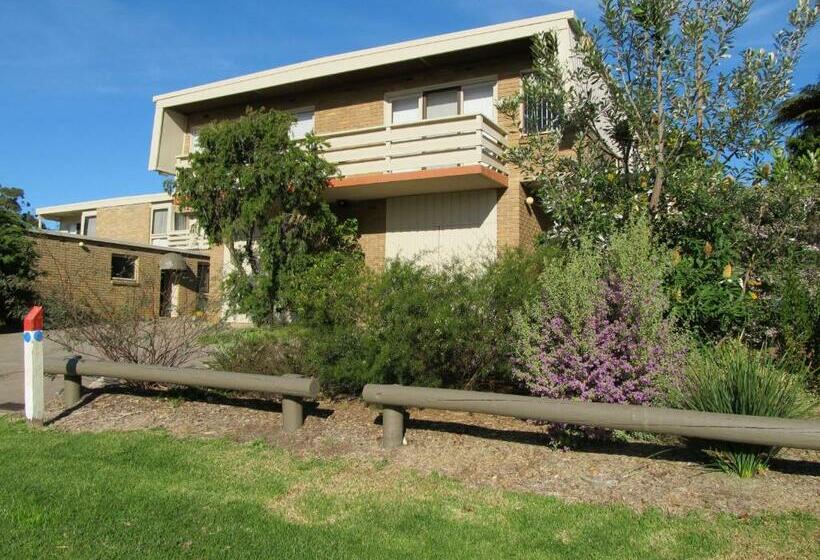 Gowings Of Mallacoota