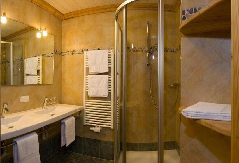 هتل Appartmenthof Aigengut Ferienwohnung Großarl