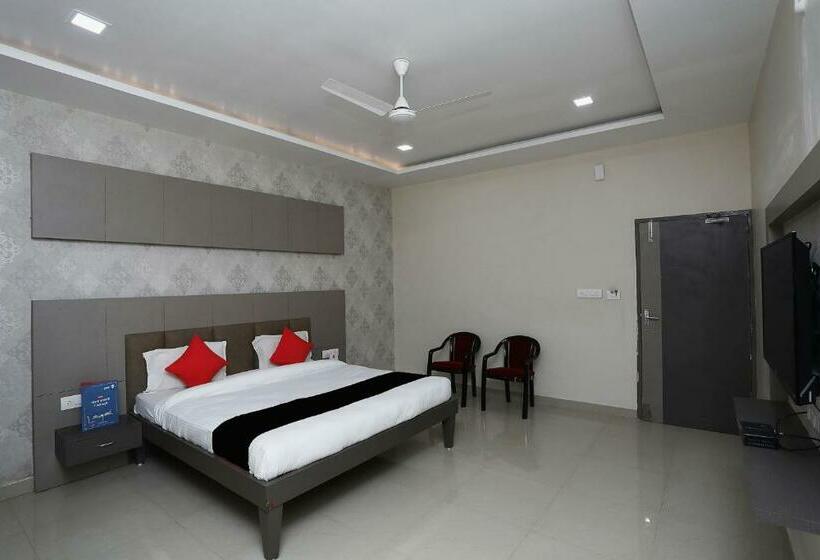 Hotel Capital O Shagun Farms