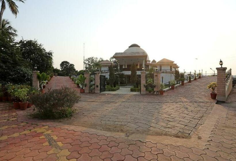 Hotel Capital O Shagun Farms