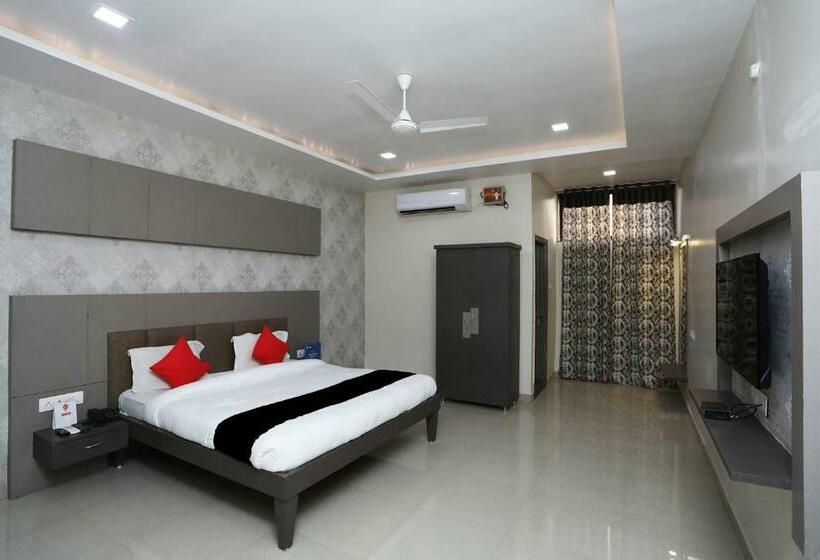 Hotel Capital O Shagun Farms