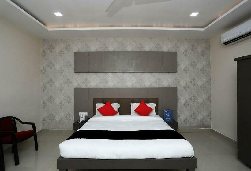 Hotel Capital O Shagun Farms