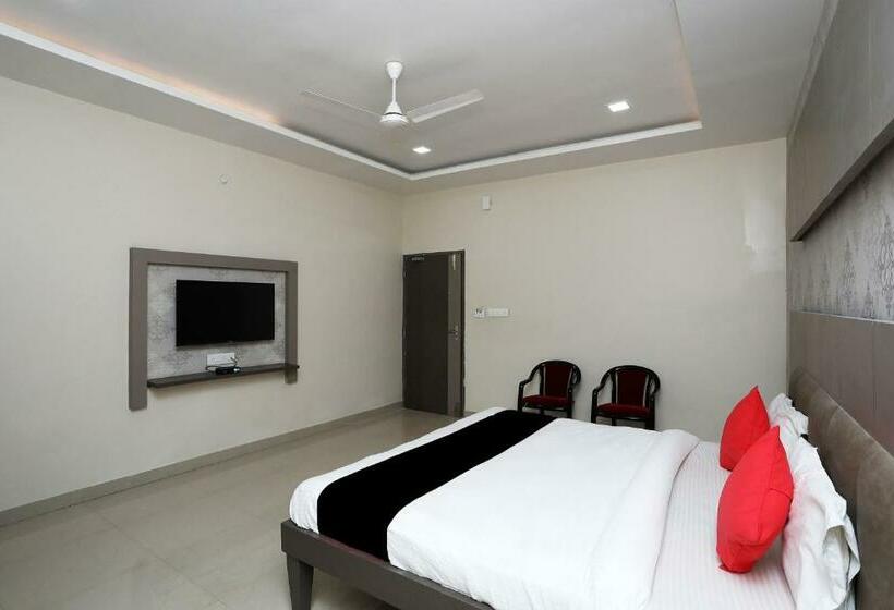 Hotel Capital O Shagun Farms