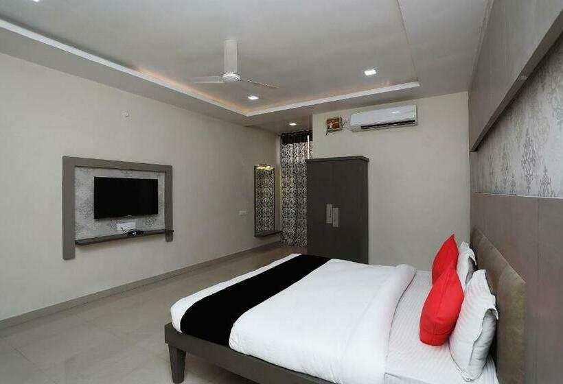 Hotel Capital O Shagun Farms