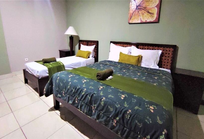 酒店 Klungkung Tower