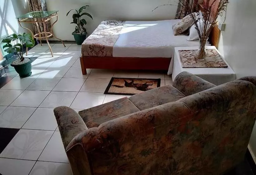 پانسیون Hopewell Guest House