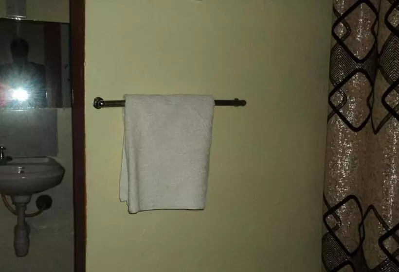 پانسیون Hopewell Guest House