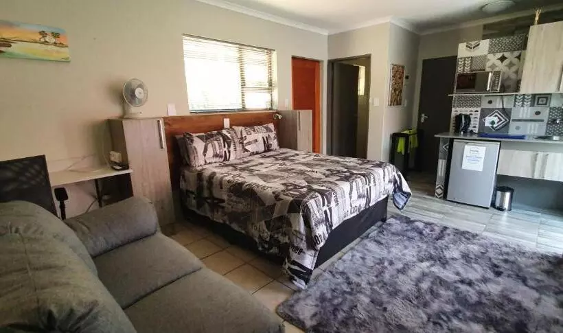 Majatalo Meadows Guesthouse