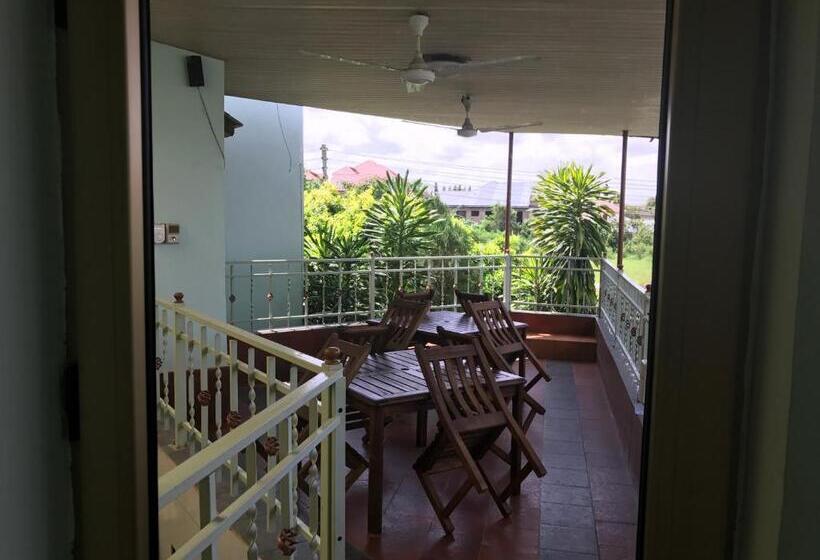 پانسیون Suus Rahma Guest House & Apartments