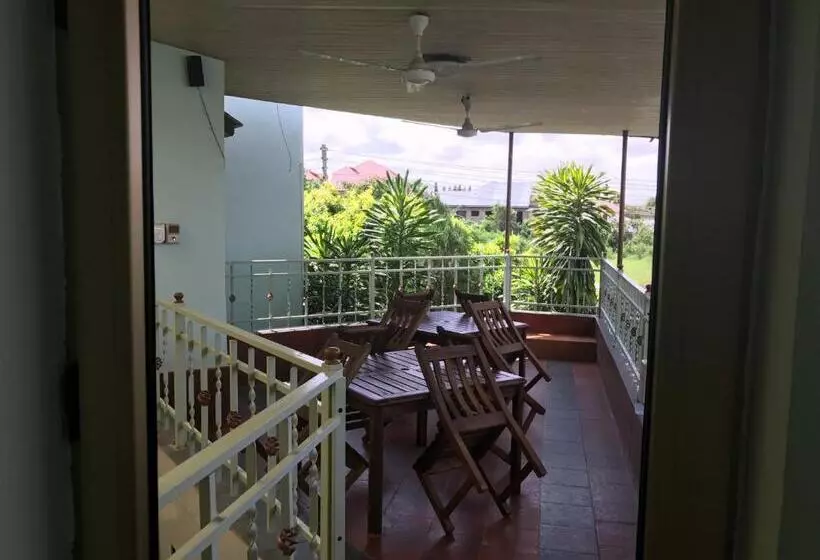 ペンション Suus Rahma Guest House & Apartments